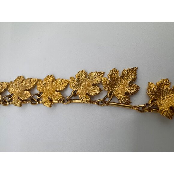 Vintage Gold Tone Maple Leaf Necklace Unsigned Mid Century Statement - Picture 8 of 11